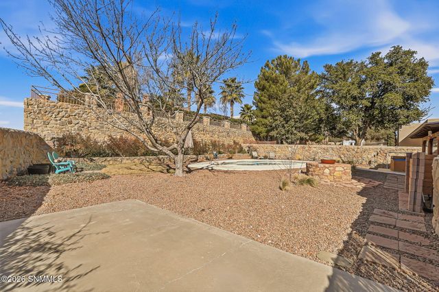2801 Cloudcroft Circle, Las Cruces, NM 88011
