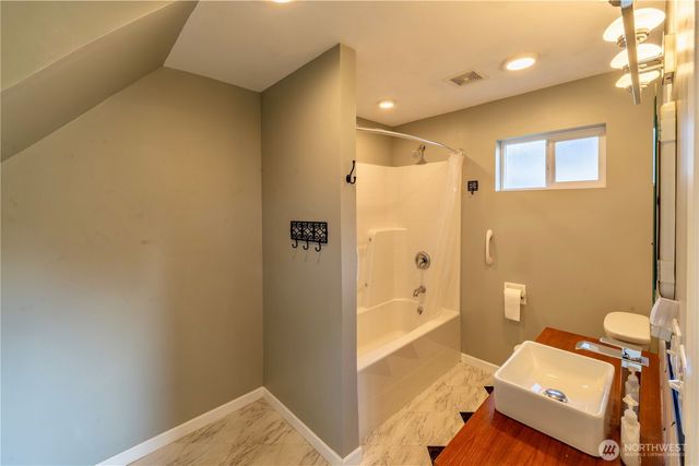 630 E 4th Street, Port Angeles, WA 98362