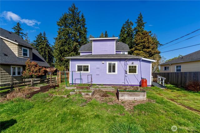 630 E 4th Street, Port Angeles, WA 98362