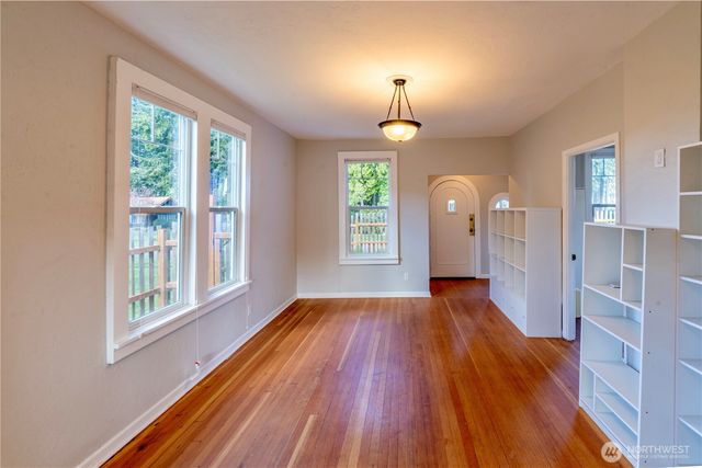 630 E 4th Street, Port Angeles, WA 98362