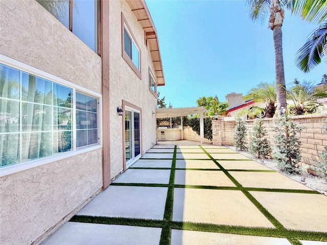 2134 N Pami Circle, Orange, CA 92867