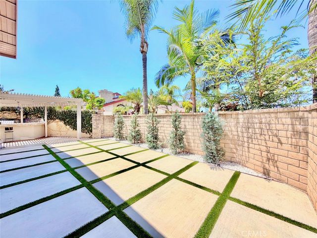 2134 N Pami Circle, Orange, CA 92867