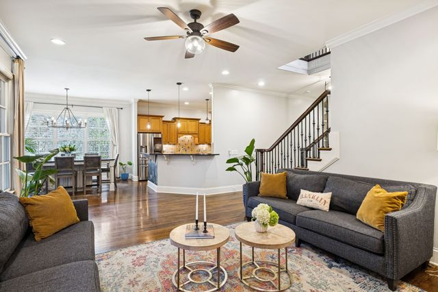 1200 Vintage Grove Ln, Franklin, TN 37064