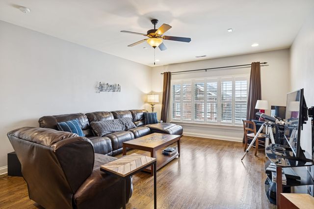 1200 Vintage Grove Ln, Franklin, TN 37064