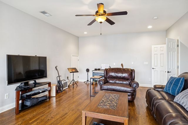 1200 Vintage Grove Ln, Franklin, TN 37064