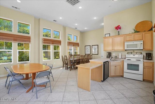 5178 Bellflower Court 29, Simi Valley, CA 93063