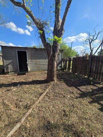 501 Green ST, Rockdale, TX 76567