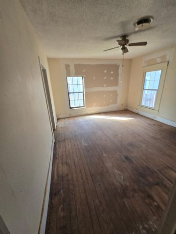 501 Green ST, Rockdale, TX 76567