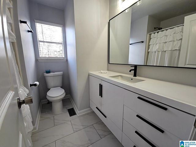 1833 LYLE DRIVE, Birmingham, AL 35235