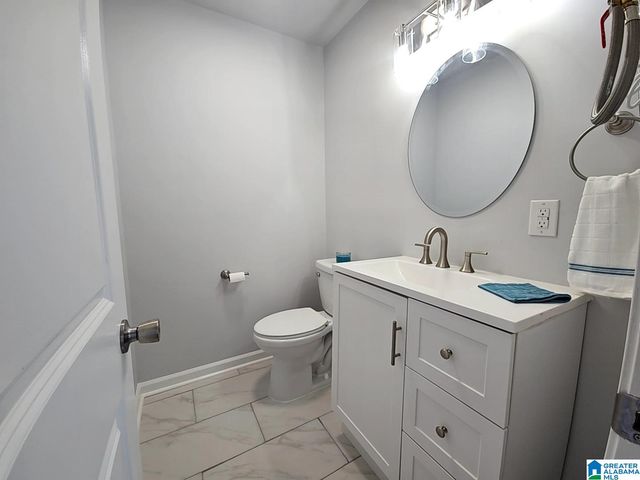 1833 LYLE DRIVE, Birmingham, AL 35235