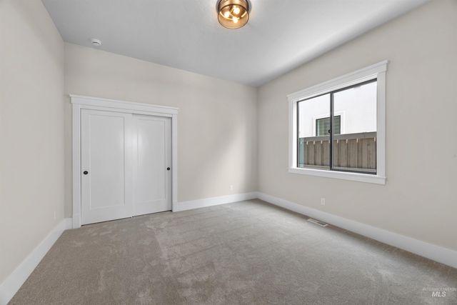 904 E Escalation St, Meridian, ID 83642
