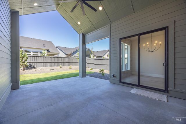 904 E Escalation St, Meridian, ID 83642
