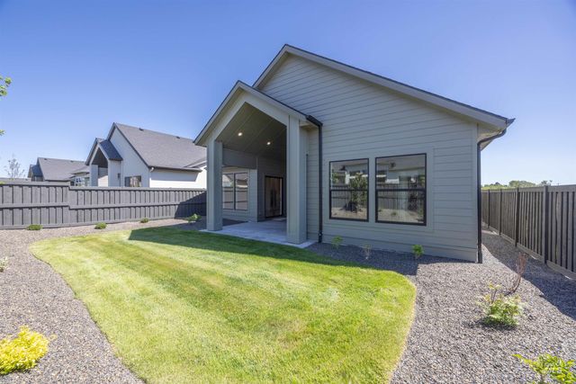 904 E Escalation St, Meridian, ID 83642
