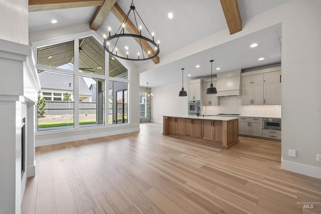 904 E Escalation St, Meridian, ID 83642