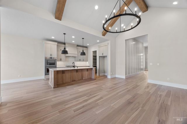 904 E Escalation St, Meridian, ID 83642