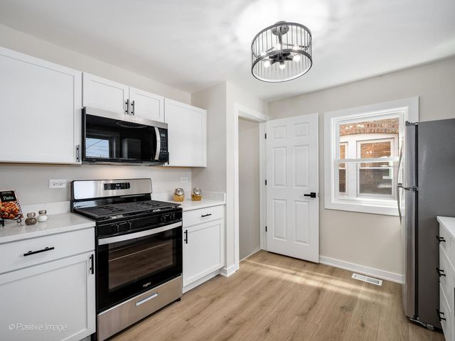 4036 W 57th Street, Chicago, IL 60629