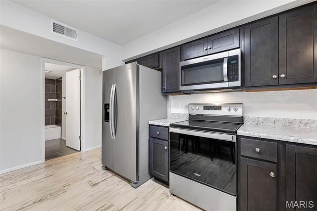 12598 Chardin Place 3, St Louis, MO 63128