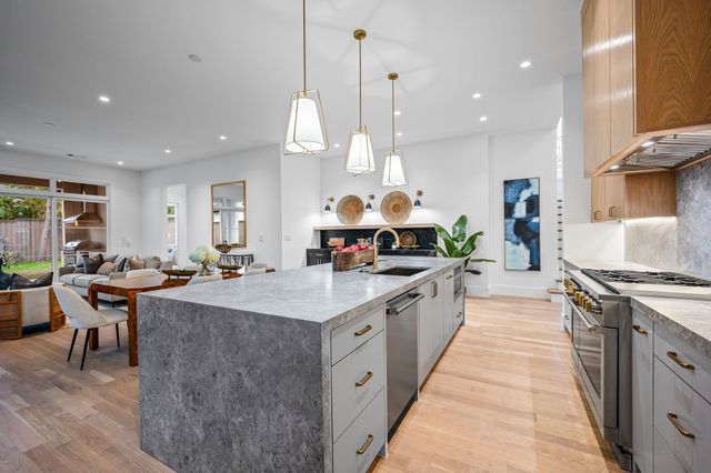 4807 W Hanover Avenue, Dallas, TX 75209