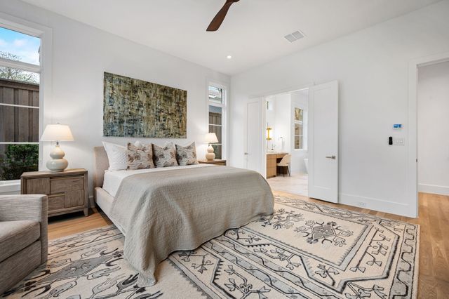 4807 W Hanover Avenue, Dallas, TX 75209