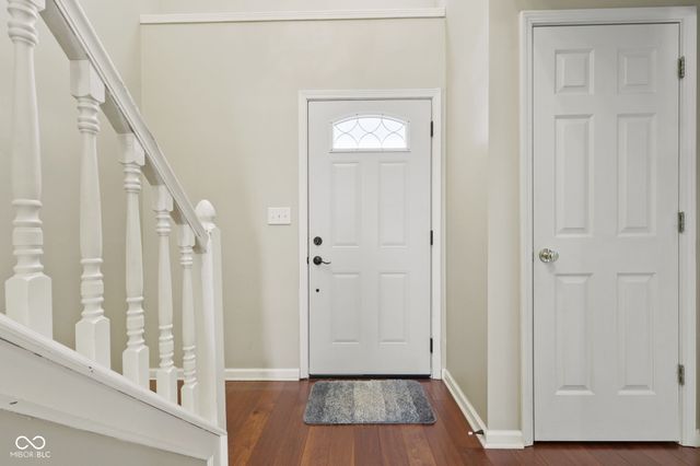 6644 W Cross Trail, New Palestine, IN 46163