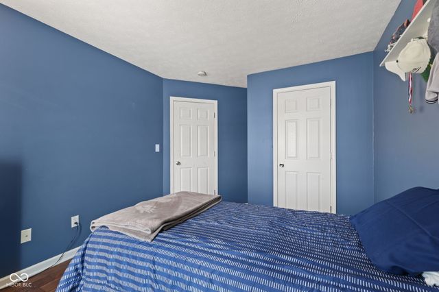 6644 W Cross Trail, New Palestine, IN 46163