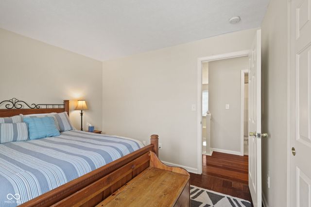 6644 W Cross Trail, New Palestine, IN 46163