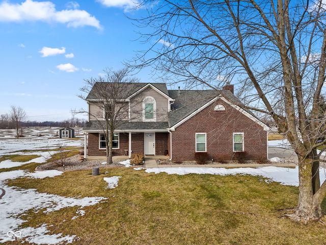 6644 W Cross Trail, New Palestine, IN 46163