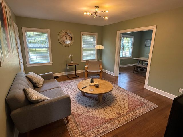 1802 Carolyn Drive, Lexington, KY 40502