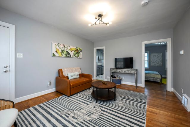 1802 Carolyn Drive, Lexington, KY 40502