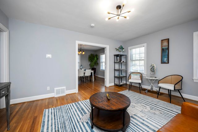 1802 Carolyn Drive, Lexington, KY 40502