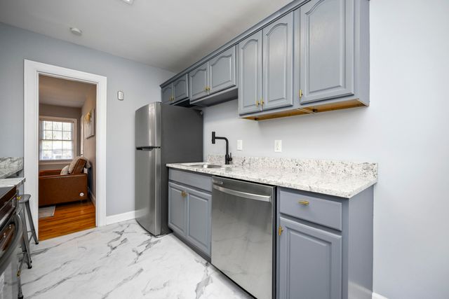 1802 Carolyn Drive, Lexington, KY 40502