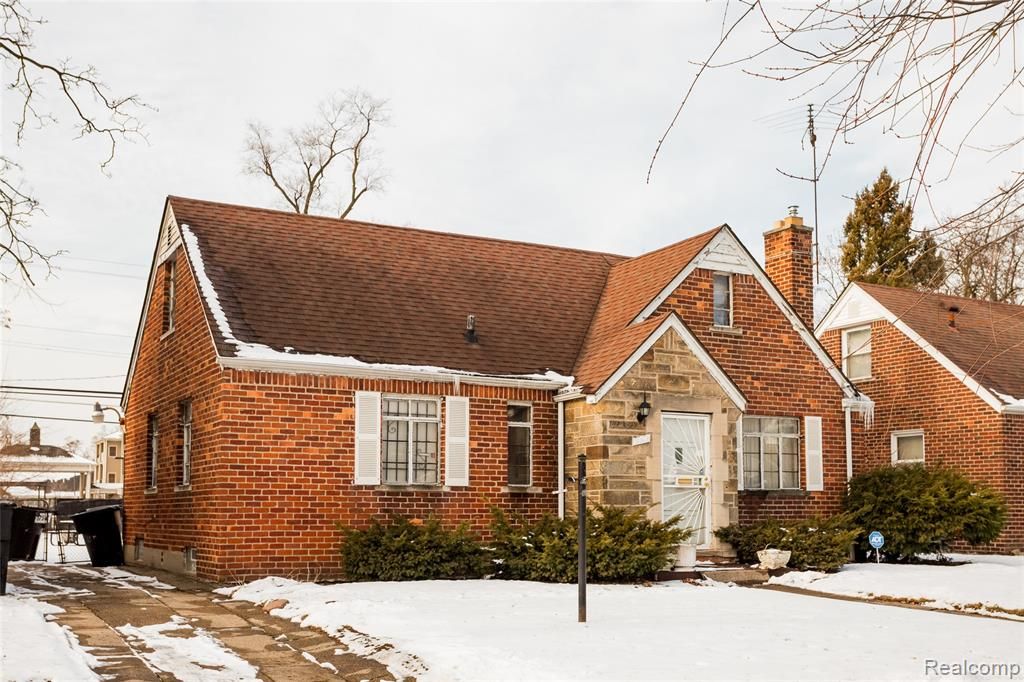 17547 Pinehurst Street, Detroit, MI 48221