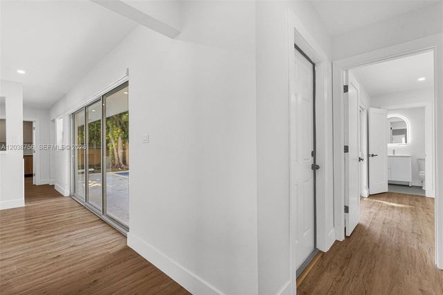 8201 SW 42nd Street, Miami, FL 33155