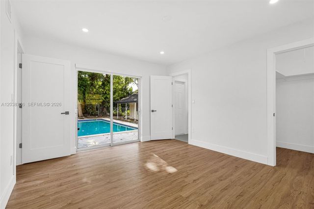 8201 SW 42nd Street, Miami, FL 33155