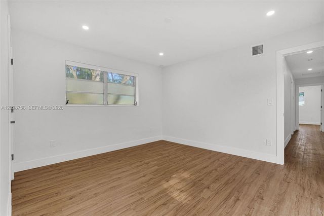 8201 SW 42nd Street, Miami, FL 33155