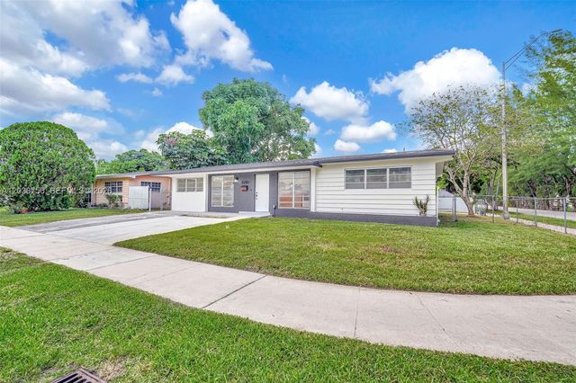 8201 SW 42nd Street, Miami, FL 33155