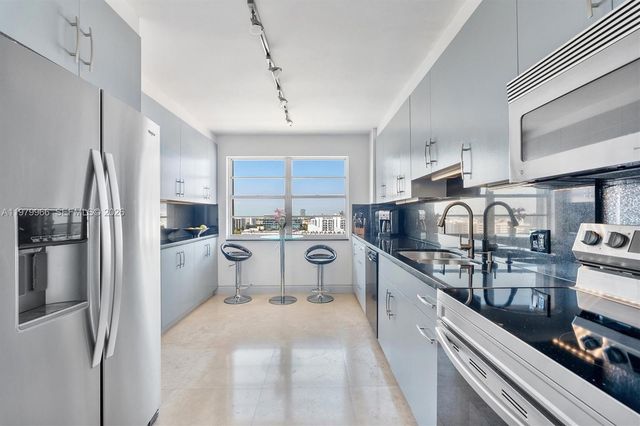 2851 NE 183rd St 1901E, Aventura, FL 33160