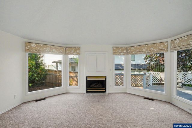 1635 Cinnamon Hill Dr SE, Salem, OR 97306