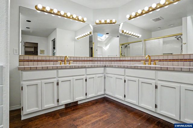 1635 Cinnamon Hill Dr SE, Salem, OR 97306