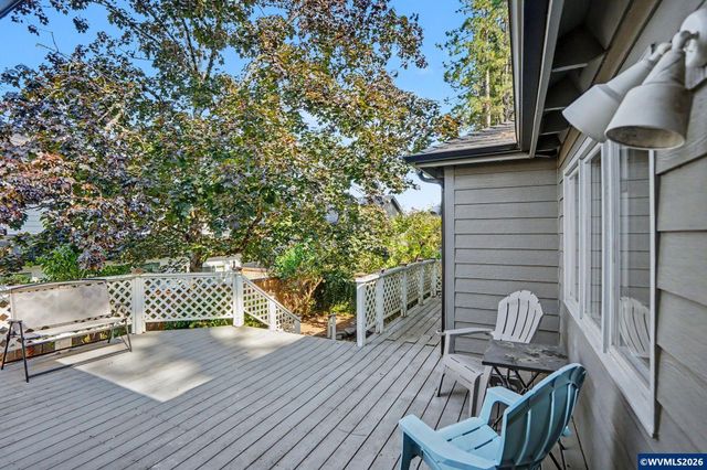 1635 Cinnamon Hill Dr SE, Salem, OR 97306