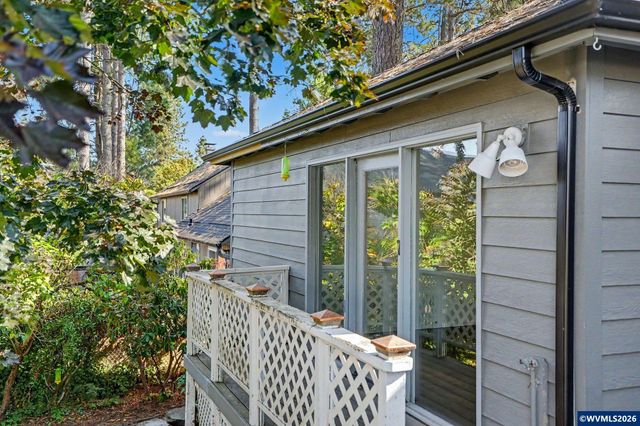 1635 Cinnamon Hill Dr SE, Salem, OR 97306