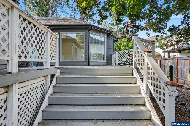 1635 Cinnamon Hill Dr SE, Salem, OR 97306