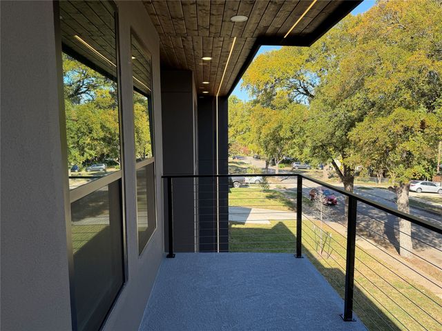 1711 Seevers Avenue, Dallas, TX 75216