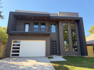 1711 Seevers Avenue, Dallas, TX 75216