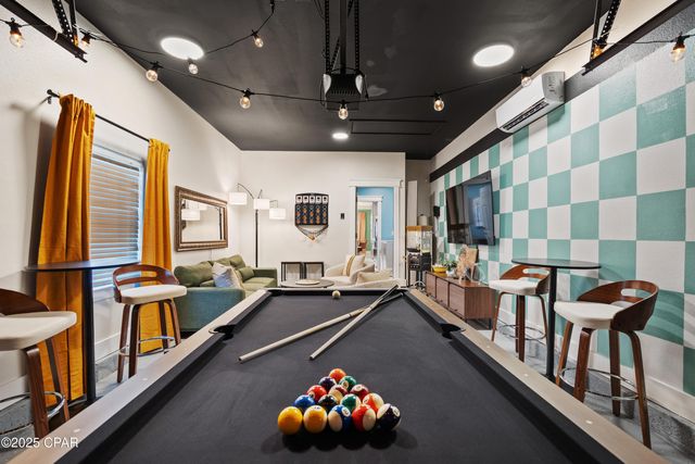 6807 Sunset Avenue, Panama City, FL 32408