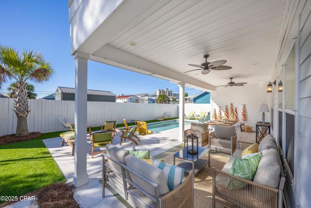 6807 Sunset Avenue, Panama City, FL 32408