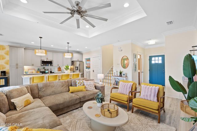 6807 Sunset Avenue, Panama City, FL 32408