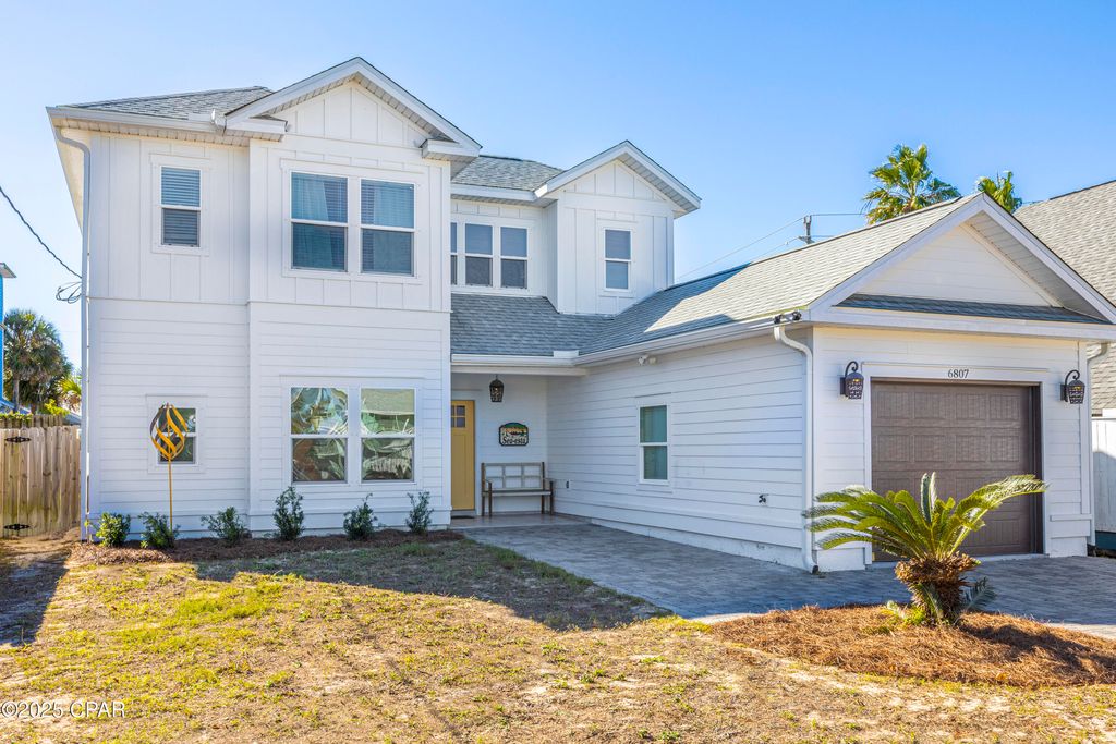 6807 Sunset Avenue, Panama City, FL 32408