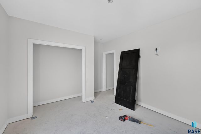 6509 E Fieldview St Street, Sioux Falls, SD 57110