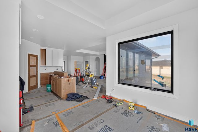 6509 E Fieldview St Street, Sioux Falls, SD 57110